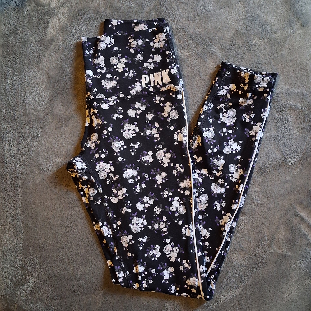 PINK Victoria's Secret Black and White Floral Leggings